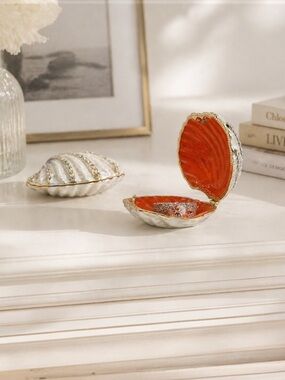 Swarovski Crystals Accent hand painted Shell Ring Jewelry Box